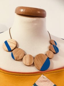 Collier bois gourmandise Rootsabaga