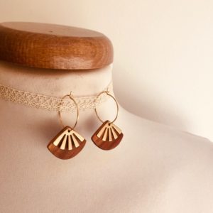 Boucles oreilles créole doré éventail lamelle Rootsabaga fait main Lyon