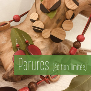 Parures colliers et boucles d'oreilles