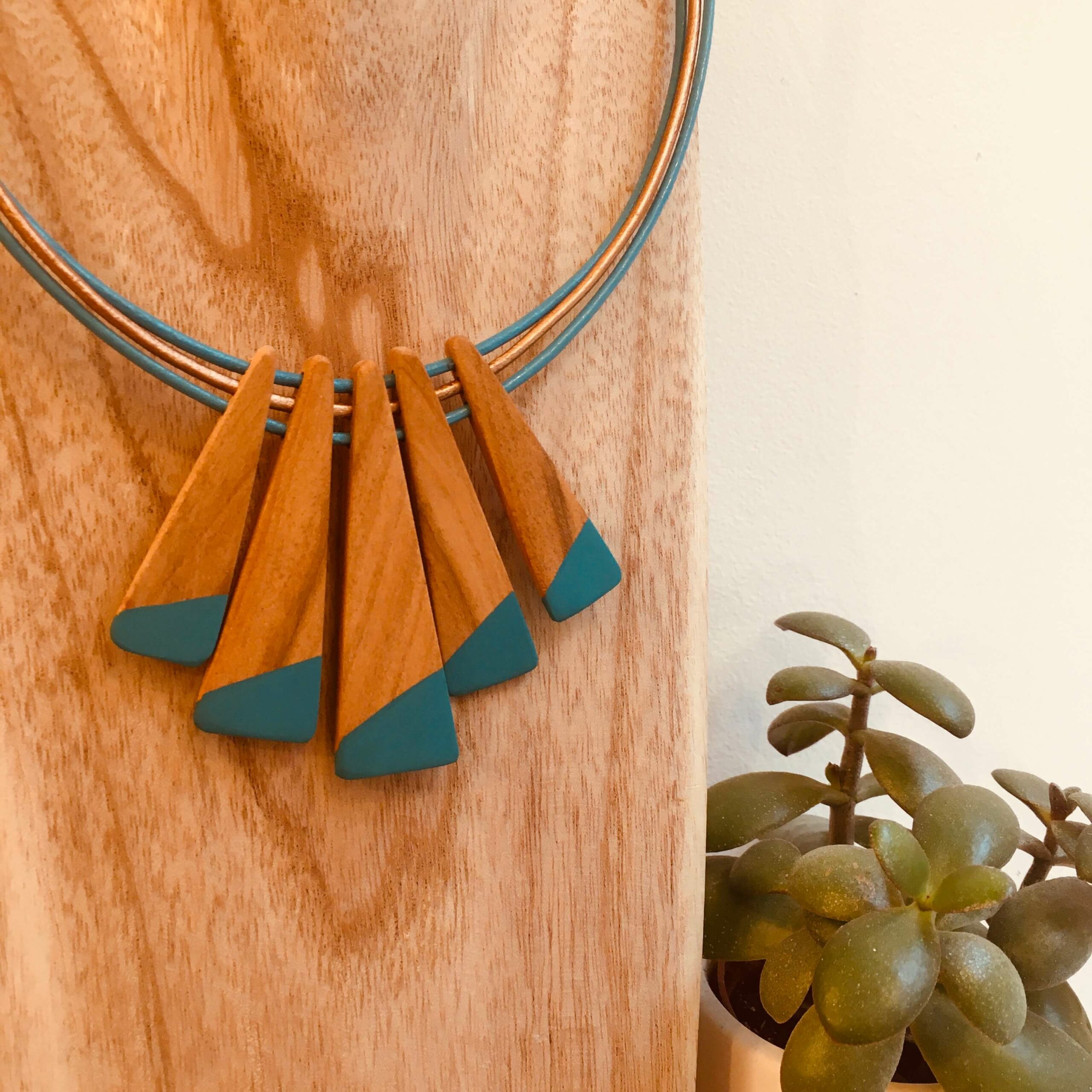 Parure Lamelle Bois Peint – Image 20