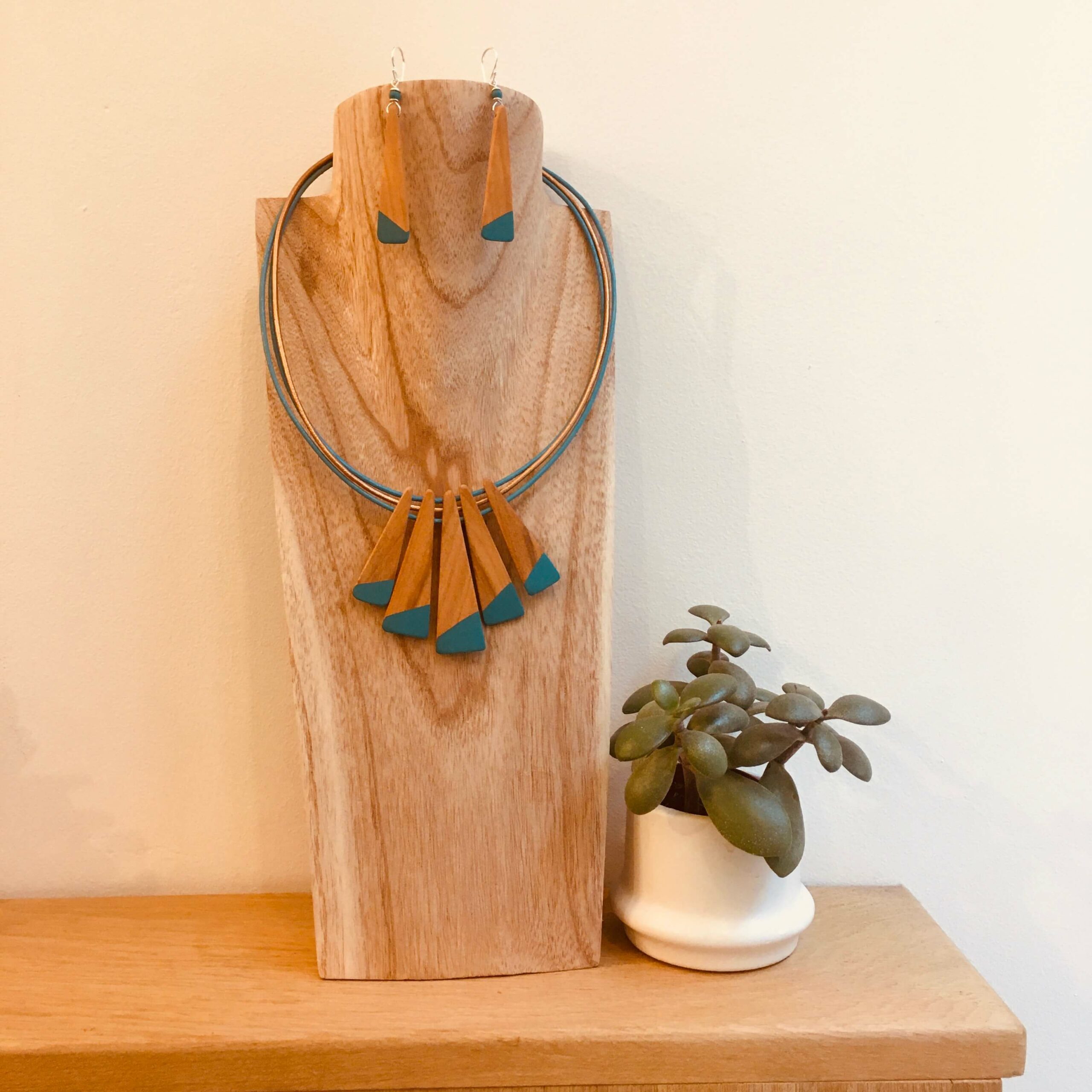 Parure Lamelle Bois Peint – Image 19