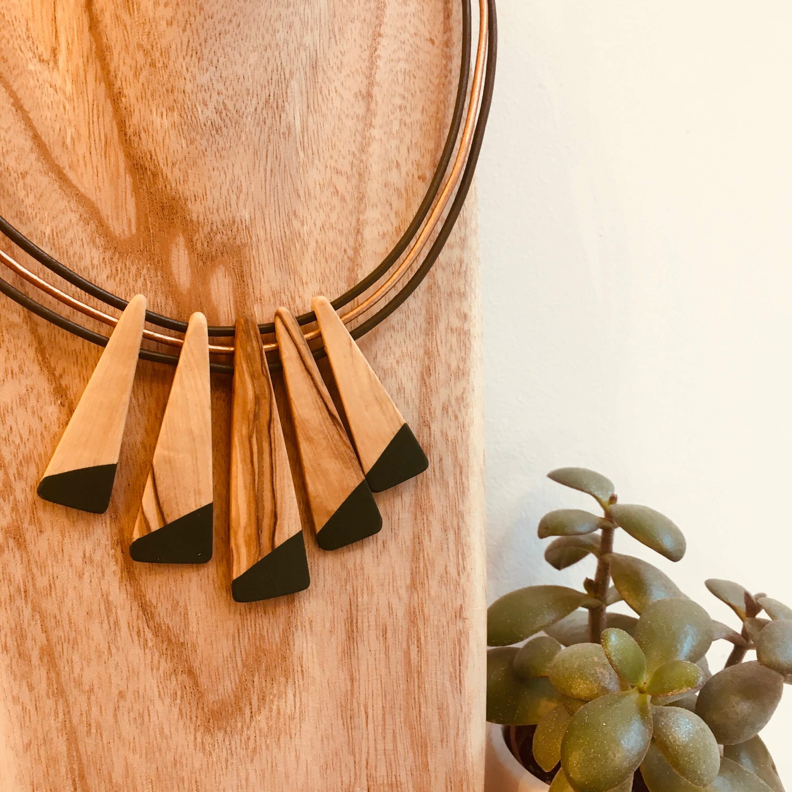 Parure Lamelle Bois Peint – Image 12