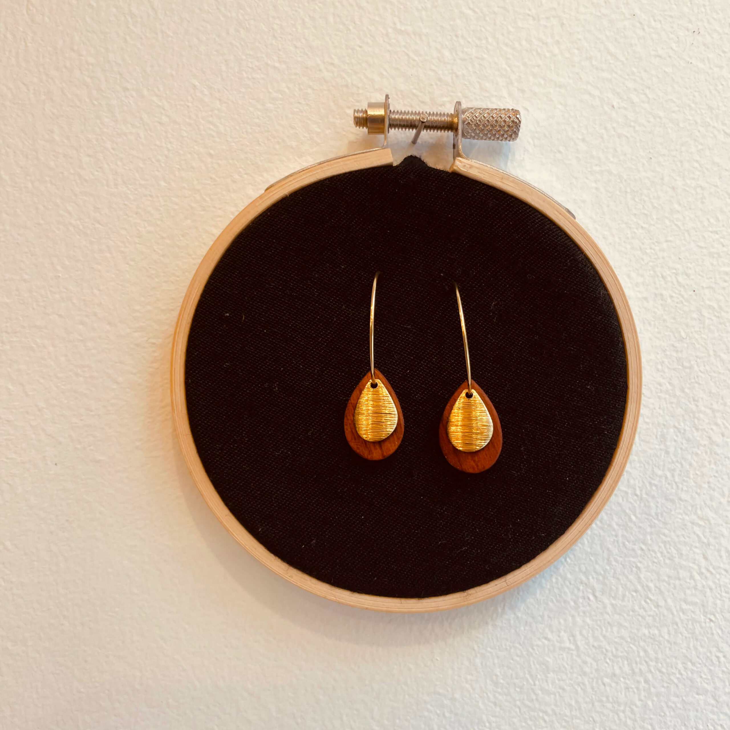 creole doree mini goutte pleine texturée bijoux naturels rootsabaga